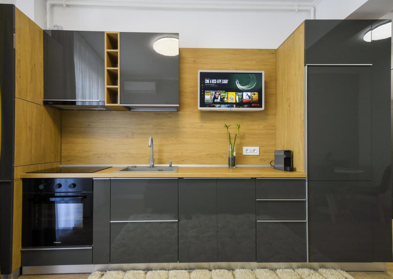 Studio Soft - Bavaro 2 Apartments Mamaia-Nord นาโวดาริ ภายนอก รูปภาพ